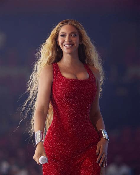 red gucci dress beyonce|beyonce renaissance dresses.